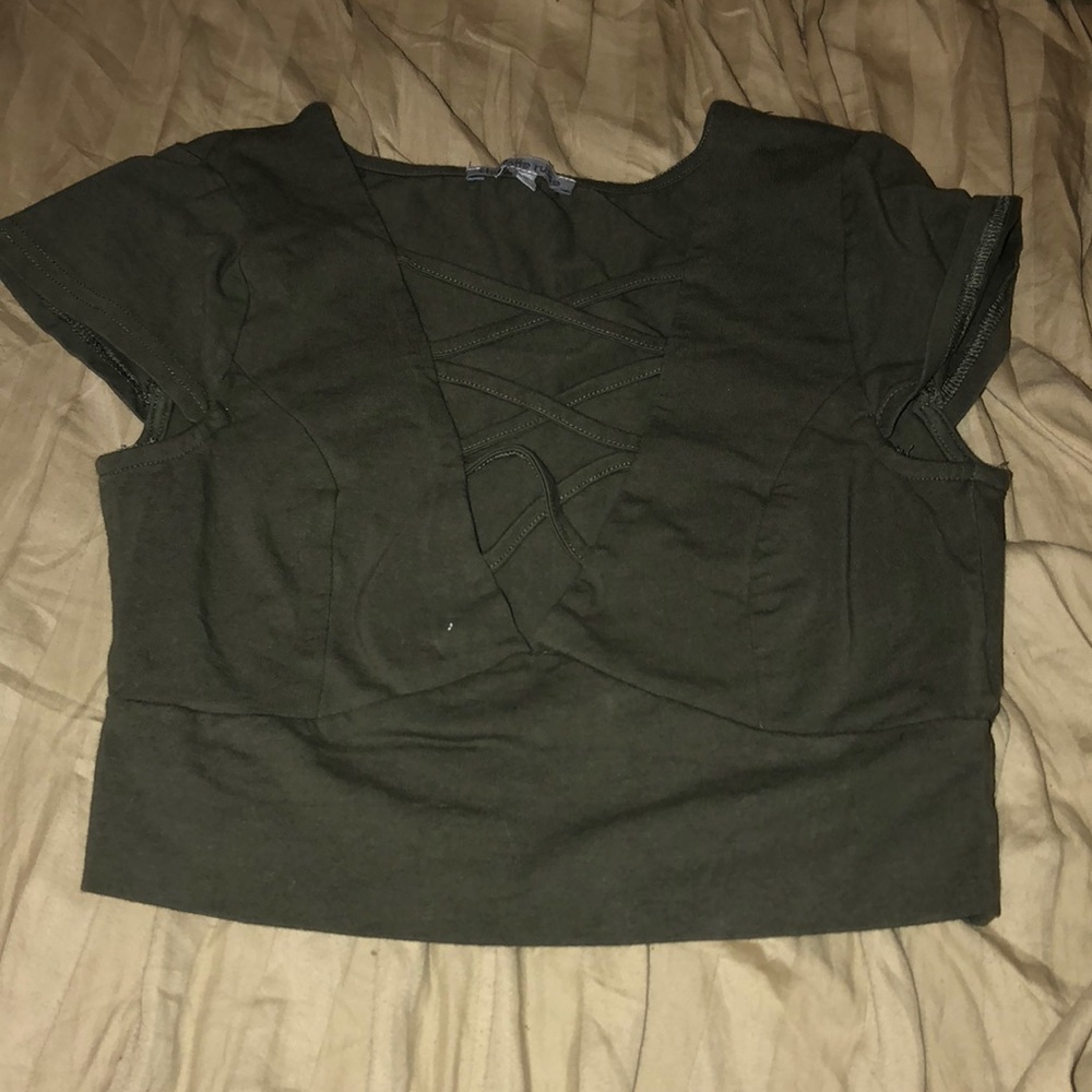 crop top